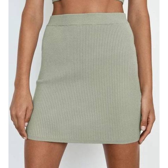 Aritzia Dresses & Skirts - Aritzia Wilfred Light Sage Green Reso Ribbed Knit Mini Skirt Size Large